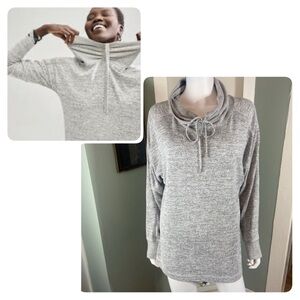 Chicos Sz 2 Zenergy Salt & Pepper Gray Cowl Neck Sweater Long Sleeve Tunic L